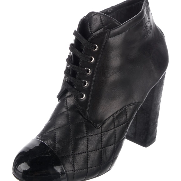 Chanel Interlocking CC Logo Leather Lace-Up Boots size 36.5 Great condition - Picture 15 of 15